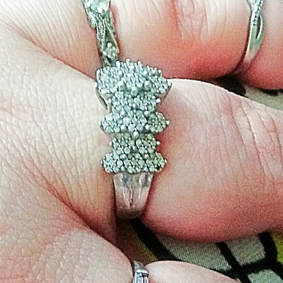 Sterling Silver Cascading Diamond Flower Ring - Picture 3 of 3